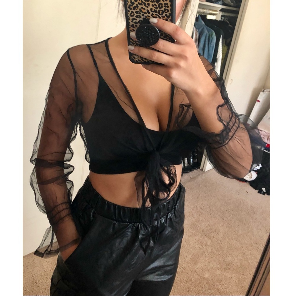LF WINTER 17 Black mesh top
